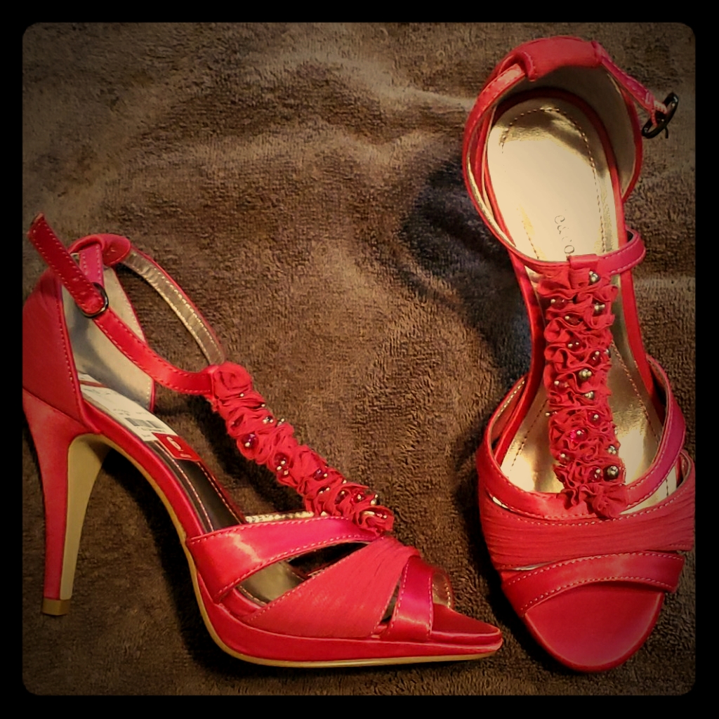 Style & Co Fuchsia Pink Beaded Ruffle Heels Ntw 6